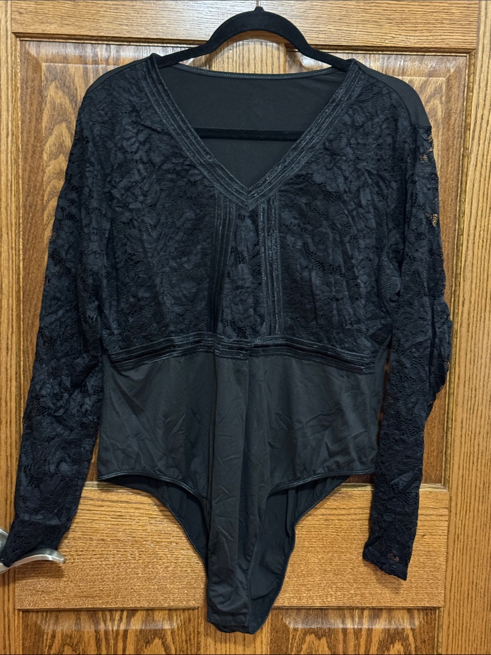 SHEIN Black Lace V-Neck Long Sleeve Bodysuit